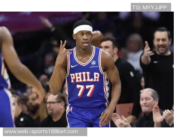 埃奇库姆表现低迷遭遇瓶颈14投仅中3三分球全失仅得7分4板4助